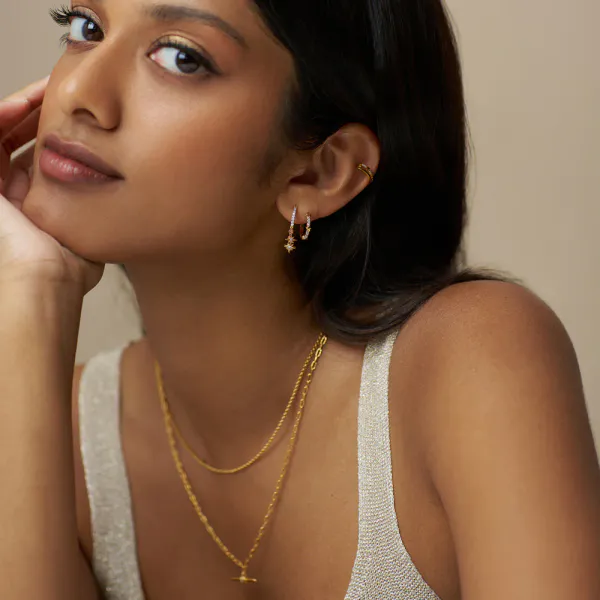 ORELIA | PAV&Eacute; & STAR HUGGIE HOOP 