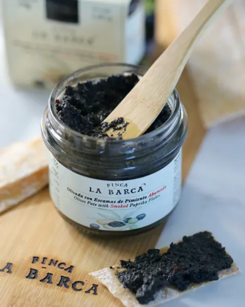 FINCA LA BARCA | TAPENADE MED R&Oslash;KTE CHILIFLAK 